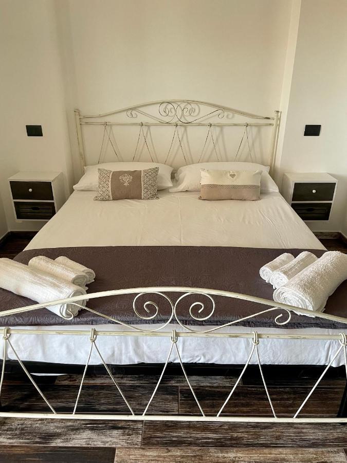 Elios Rooms Nardo Bagian luar foto